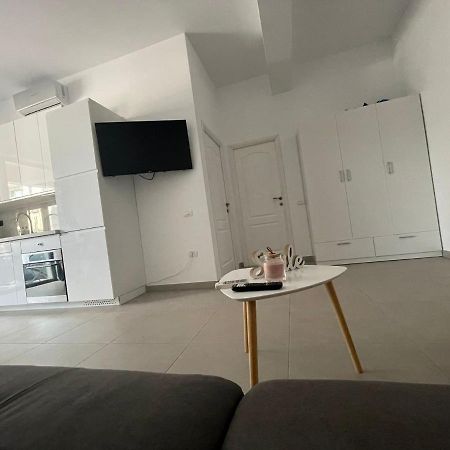 Ferienwohnung La Oti&Miruna Năvodari Exterior foto